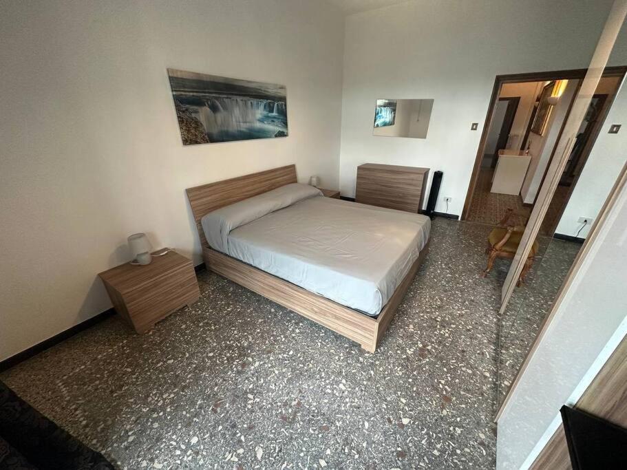 Metro C - Centocelle Ampio Appartamento Con Tre Camere Da Letto Róma Kültér fotó